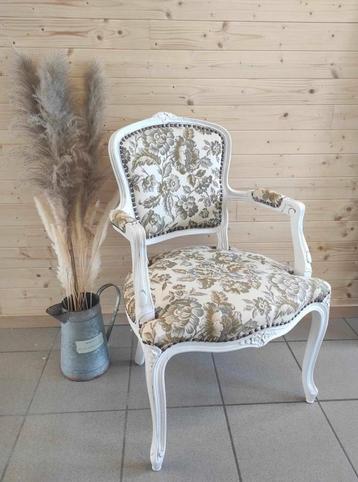Joli fauteuil tapisserie française 