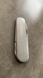 Victoria Victorinox zeldzaam 74 mm 🇨🇭, Ophalen of Verzenden, Gebruikt
