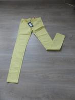 Pantalon uniquement jaune neuf avec étiquette - taille 36, Vêtements | Femmes, Culottes & Pantalons, Jaune, Taille 36 (S), Enlèvement ou Envoi