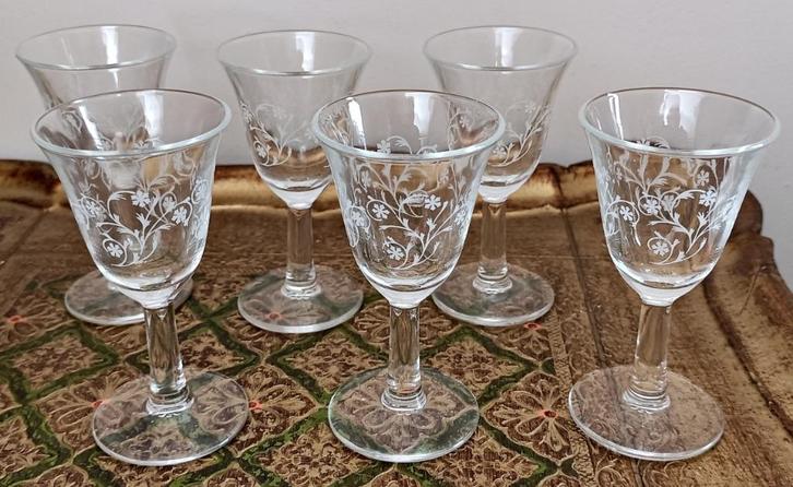 6 petits verres à liqueur, Luminarc Enghien, années 50', Antiek en Kunst, Antiek | Glaswerk en Kristal, Ophalen of Verzenden