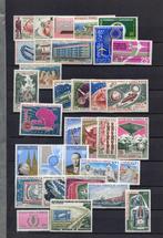 Kameroen  verzameling  MNH XX, Postzegels en Munten, Postzegels | Volle albums en Verzamelingen, Verzenden