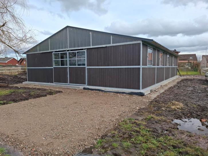 Buitenstallen schuilstal  ramen deuren  opslag plaatsen, Dieren en Toebehoren, Stalling en Weidegang