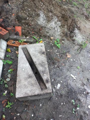 betonnen dal fietsstalling beschikbaar voor biedingen