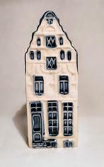 KLM 10, Oudezijds Voorburgwal 57, De Gecroonde Raep, Ophalen