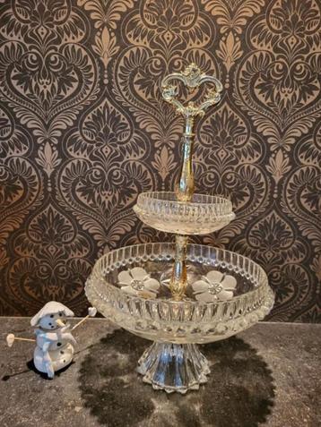 Glazen etagere handmade beschikbaar voor biedingen