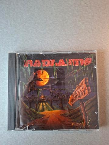 Cd. Badlands. Voodoo Highway.  beschikbaar voor biedingen