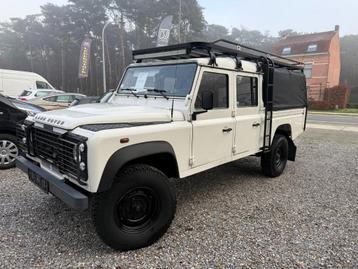 Landrover Defender 130 2.4D EURO4 '10 + 12M GARANTIE, Auto's, Land Rover, 90 kW, Stof, Zwart, https://public.car-pass.be/vhr/2791105b-9a1f-499a-878e-7bbdf7acaaa9