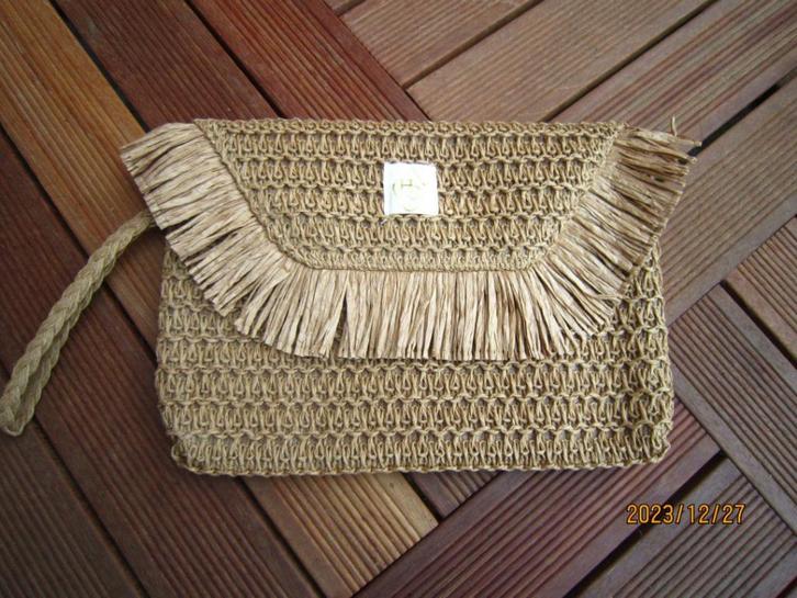 Pochette en raphia "Histoire d'Or", Bijoux, Sacs & Beauté, Sacs | Sacs Femme, Neuf, Sac de soirée, Beige, Envoi