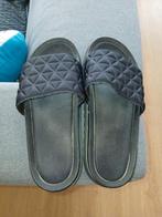 Dames slippers maat 37, Kleding | Dames, Schoenen, Ophalen, Zo goed als nieuw, Slippers