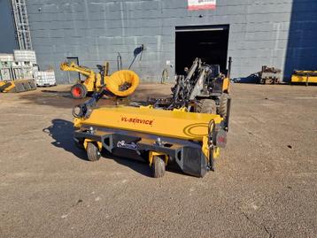 Veegmachine deluxe beschikbaar voor biedingen