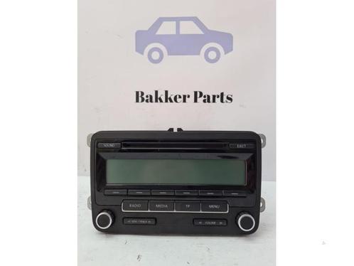 Radio van een Volkswagen Golf, Auto-onderdelen, Elektronica en Kabels, Volkswagen, Gebruikt, 3 maanden garantie