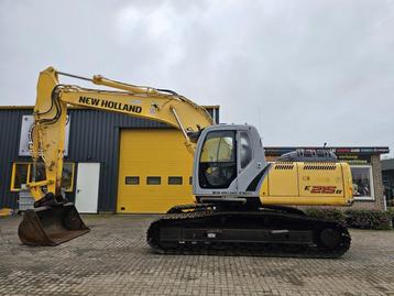 New Holland E215B LC WE1162 disponible aux enchères