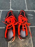 Zaalvoetbalschoenen, Sport en Fitness, Voetbal, Ophalen of Verzenden, Zo goed als nieuw