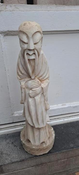 Beeldje te koop voor een zeer goede prijs beschikbaar voor biedingen