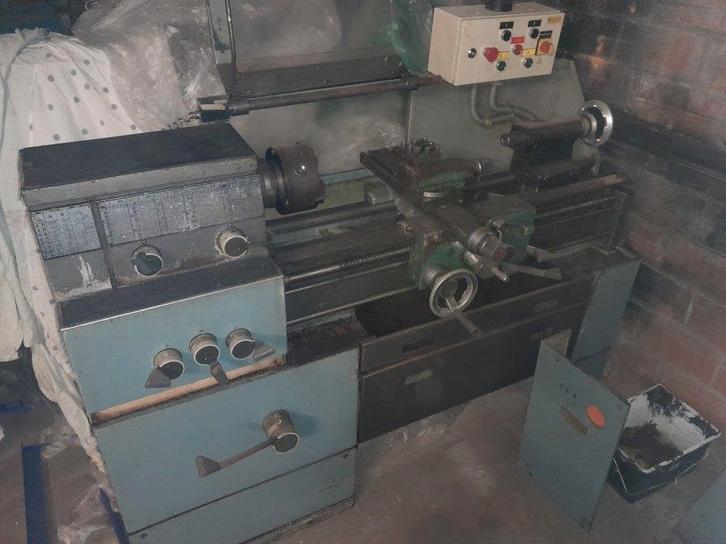 Mondiale New Celtic 12 tdc 750mm pour la mise en page, Bricolage & Construction, Tours, Utilisé, Tour à métaux, 500 à 1000 mm