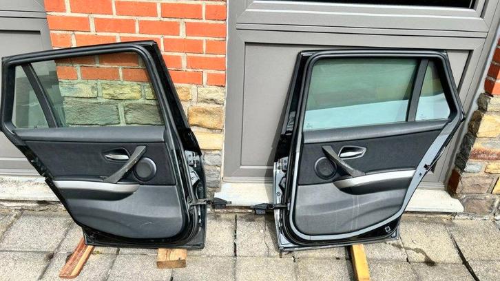 BMW E91 318d compleet pakket5deuren+hatchback+voorspatborden, Auto's, BMW, Particulier, 3 Reeks, 5 deurs, Ophalen