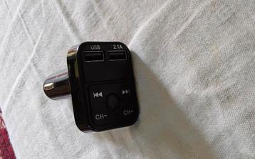 Draadloos FM transmissie , met usb. Geheugenkaart slot  beschikbaar voor biedingen