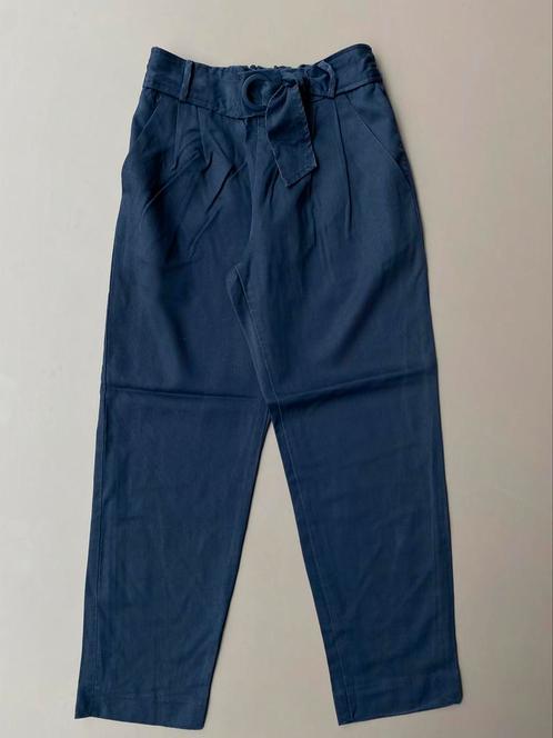 Pantalon bleu foncé Zara 152 pour fille, Enfants & Bébés, Vêtements enfant | Taille 152, Comme neuf, Fille, Pantalon, Enlèvement ou Envoi