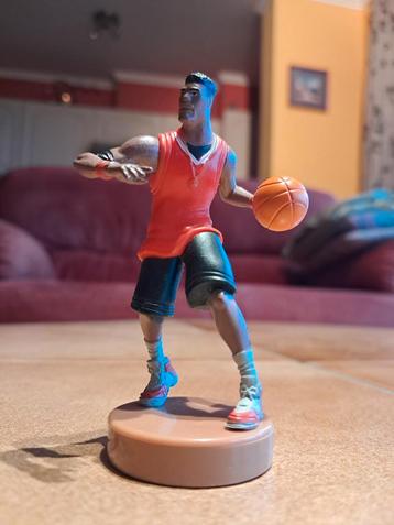 NBA-basketballer beschikbaar voor biedingen