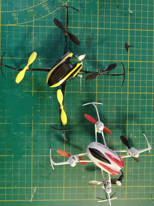 2x Nano Drone, Audio, Tv en Foto, Drones, Zo goed als nieuw, Drone zonder camera, Ophalen of Verzenden