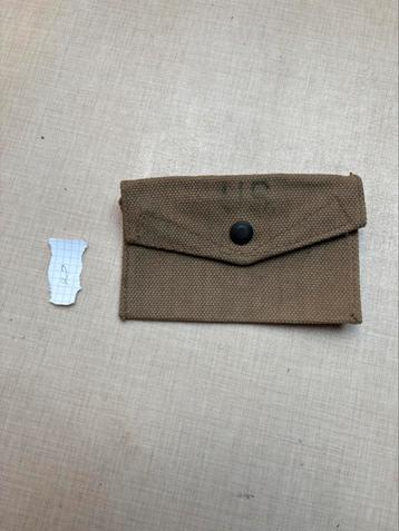 Pochette first aid US WW2 bristish made 2, Enlèvement ou Envoi