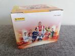 Panini Box 50 Pro League 2024 gloednieuw, Verzamelen, Stickers, Ophalen of Verzenden, Nieuw, Sport