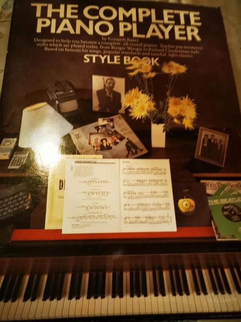 The Complete Piano Player: Style Book 1984 boogie woogie, Muziek en Instrumenten, Bladmuziek, Zo goed als nieuw, Les of Cursus