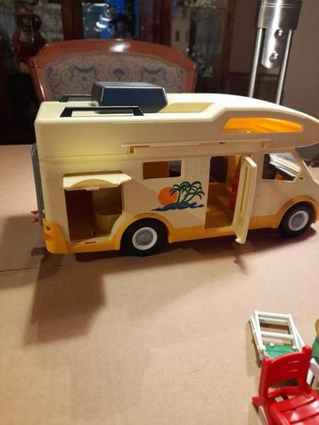 Playmobil camper oud model met accessoires  beschikbaar voor biedingen