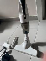 Kleine stofzuiger incl opzetstukken, Elektronische apparatuur, Ophalen of Verzenden, Zo goed als nieuw, Reservoir, Stofzuiger