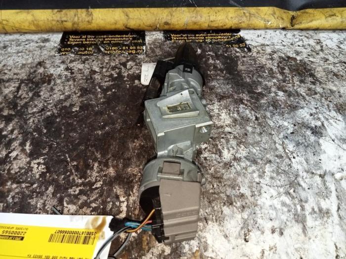 Kontaktslot + Sleutel van een Ford Focus, Auto-onderdelen, Overige Auto-onderdelen, Ford, Gebruikt, 3 maanden garantie, Ophalen of Verzenden