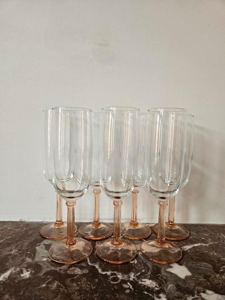 Luminarc roze cavaglazen, Huis en Inrichting, Keuken | Servies, Zo goed als nieuw, Glas of Glazen, Glas, Ophalen