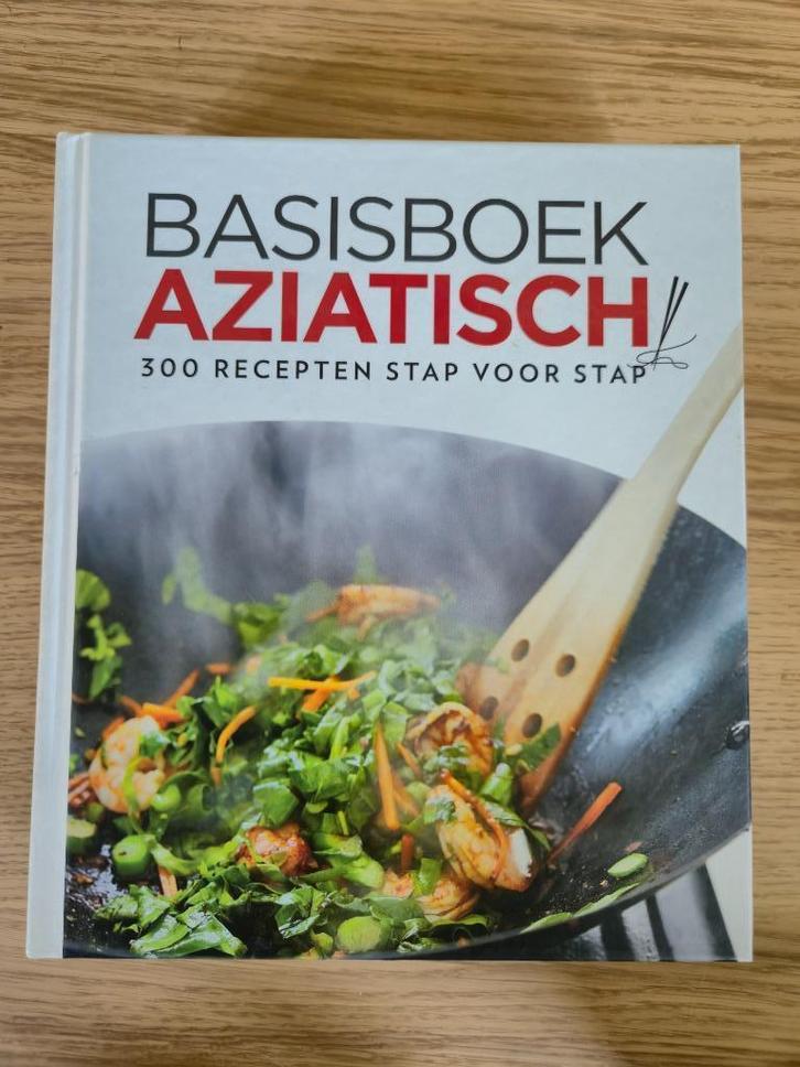 Basisboek Aziatisch koken 9789461431936, Boeken, Kookboeken, Zo goed als nieuw, Hoofdgerechten, Overige typen, Azië en Oosters