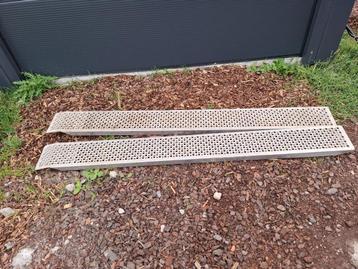 oprijplaten beschikbaar voor biedingen