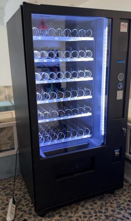 Drink en snoep automaat vending machine met garantie, Zakelijke goederen, Horeca | Overige, Ophalen of Verzenden