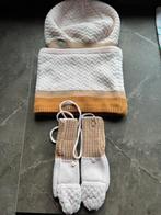 Set d'hiver pour fille, Enfants & Bébés, Vêtements de bébé | Bonnets, Écharpes & Moufles, Enlèvement ou Envoi, Comme neuf, Bonnet