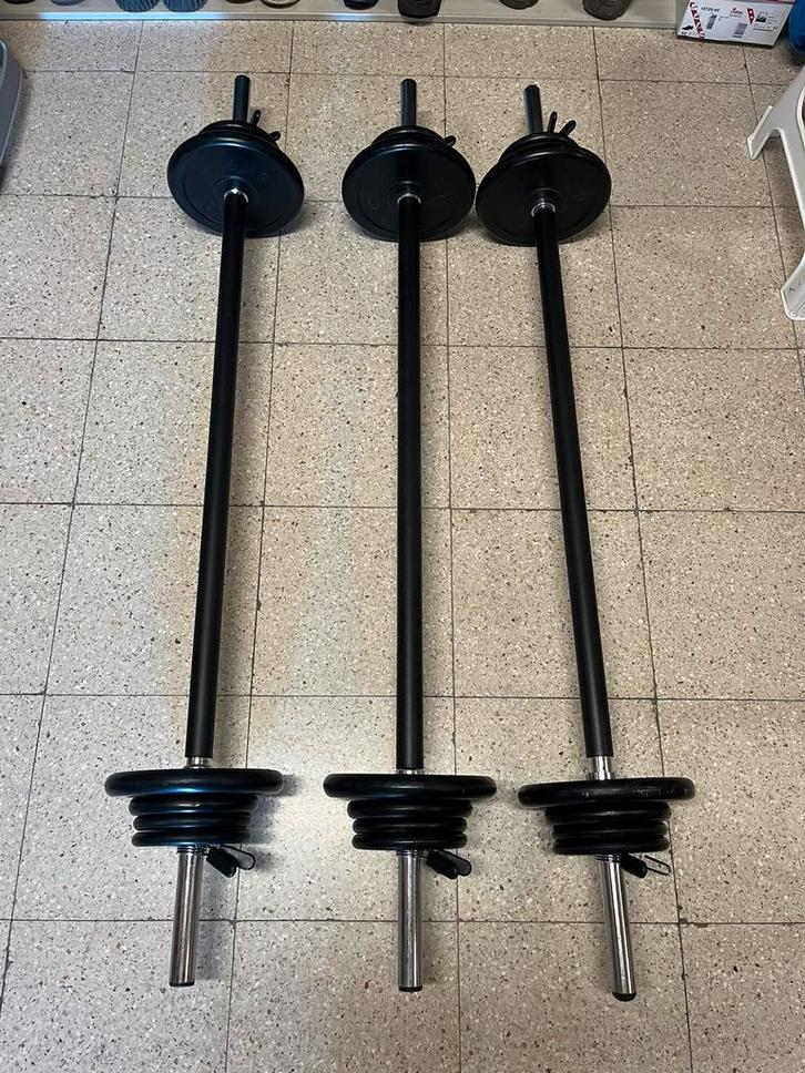 alter caoutchouc 20kl. 60€/1. 150€/3., Sports & Fitness, Équipement de fitness, Comme neuf, Barre d'haltères, Bras, Jambes, Pectoraux