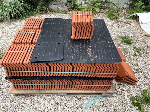 nieuwe stormpannen postel 20, Doe-het-zelf en Bouw, Dakpannen en Dakbedekking, Nieuw, Dakpannen, Steen of Klei, Rood, 10 tot 15 m²