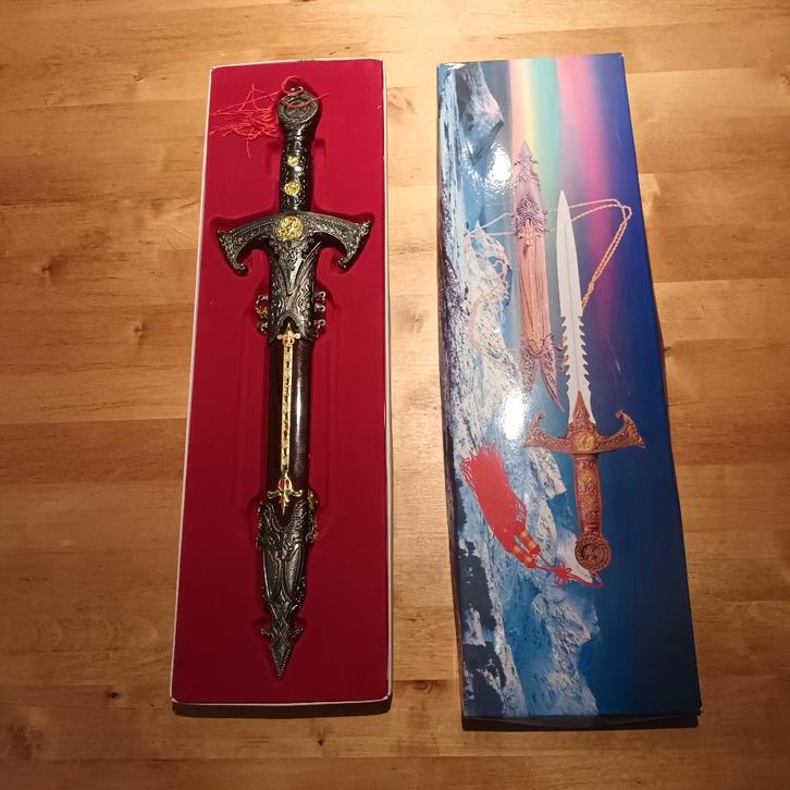 Dague couteau ciselé, Collections, Objets militaires | Général, Armée de terre, Enlèvement ou Envoi