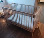 Babybedje, matras, topper, matrasbeschermer en (hoes)lakens, Kinderen en Baby's, Ophalen, Gebruikt