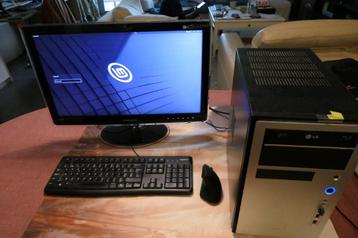 PC met Linux Mint Volledig ( scherm incl) 150 Euro beschikbaar voor biedingen