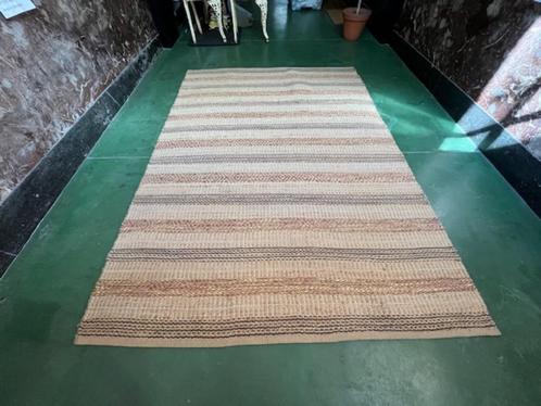 Groot geweven tapijt 2m38 x 1m66 met neutrale tinten, Huis en Inrichting, Stoffering | Tapijten en Vloerkleden, 150 tot 200 cm
