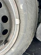 4 winterbanden op velg 195/65 R15, Auto-onderdelen, Banden en Velgen, Ophalen, Gebruikt, 15 inch, Winterbanden