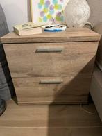 2 gratis nachtkastjes (1 herstelling nodig), Ophalen, Gebruikt, 45 tot 65 cm, Minder dan 55 cm