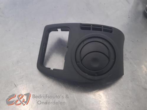 Luchtrooster Dashboard van een Renault Master, Auto-onderdelen, Dashboard en Schakelaars, Renault, Gebruikt, 3 maanden garantie