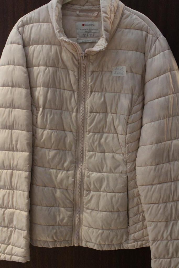 licht oudroze gewatteerde tussenseizoen jas maat 40/42 stree, Kleding | Dames, Jassen | Zomer, Gedragen, Maat 42/44 (L), Roze