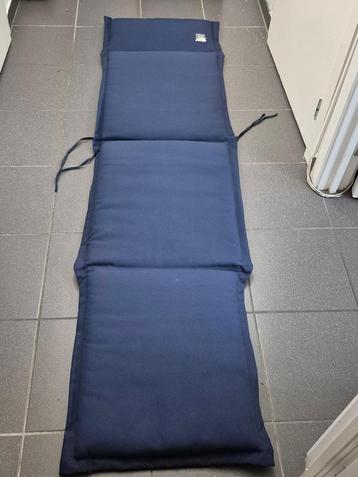 matelat banc de jardin beschikbaar voor biedingen