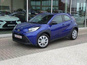 Toyota Aygo X Benzine X-play +Parkeercamera +Carplay +Blueto beschikbaar voor biedingen