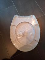 Nieuwe wit plastiek WC bril in verpakking, Huis en Inrichting, Ophalen of Verzenden, Nieuw, Wit