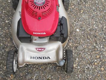 grasmachine honda izy  zelftrekker beschikbaar voor biedingen