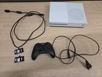 Xbox One S + controller en 2 battery packs voor controller, Games en Spelcomputers, Ophalen, Zo goed als nieuw, Xbox One